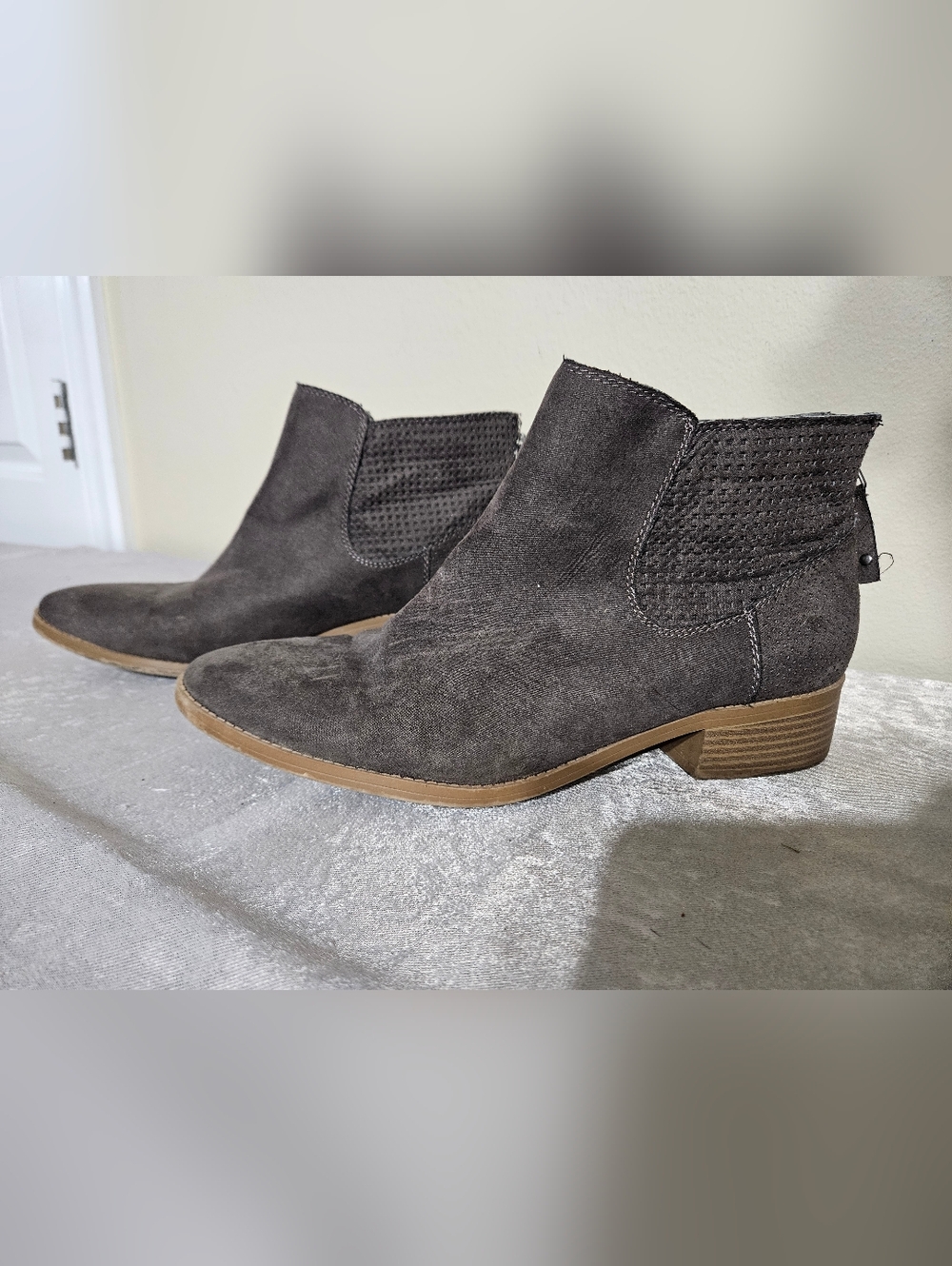Dolce Vita Faux Leather Zip Up Ankle Boots Size 11 - Picture 2 of 6